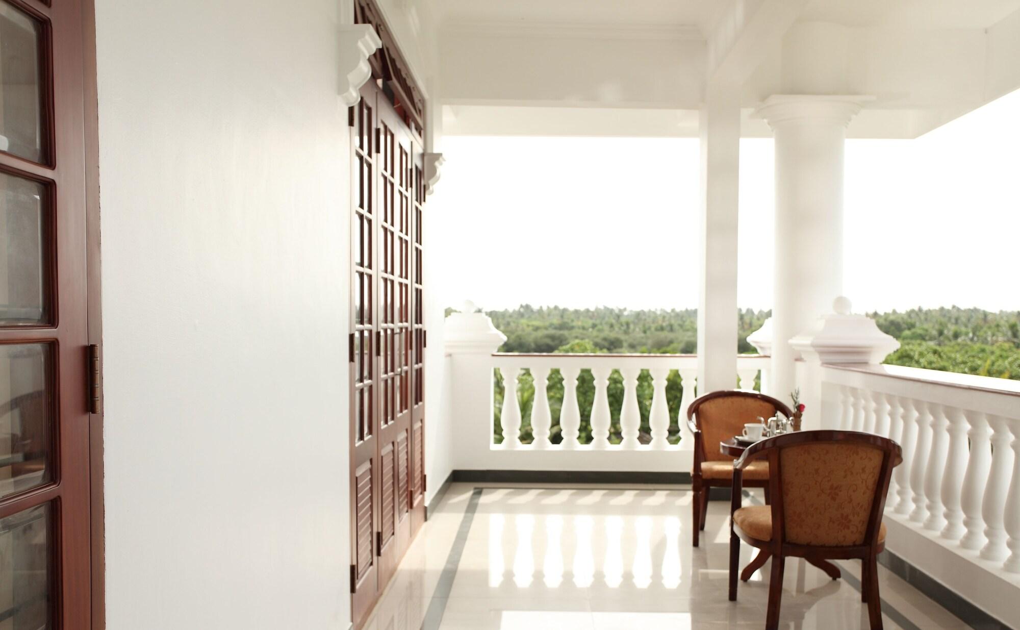 Hotel Rustic Leisures Llp Kochi Exterior foto