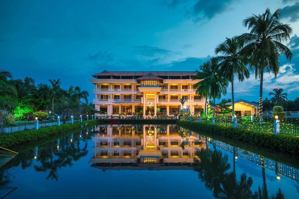 Hotel Rustic Leisures Llp Kochi Exterior foto